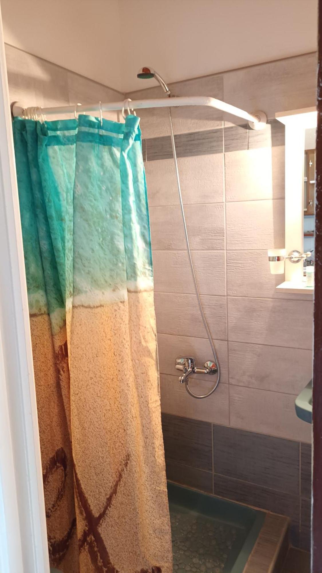 Tasia Studios Perivolion Bagian luar foto